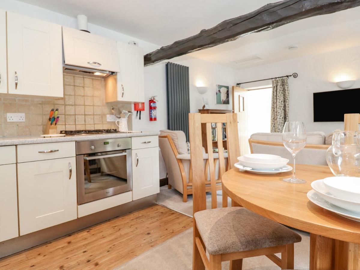 Woodloft Cottage เอลเทอร์วอเทอร์ ภายนอก รูปภาพ